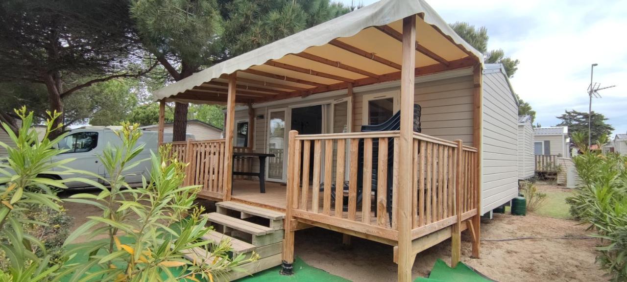 Coco - Camping Le Mar Estang Canet-en-Roussillon Exteriör bild